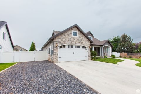 Tiny photo for 393 N 400 W, Spanish Fork, UT 84660 (MLS # 2135483)