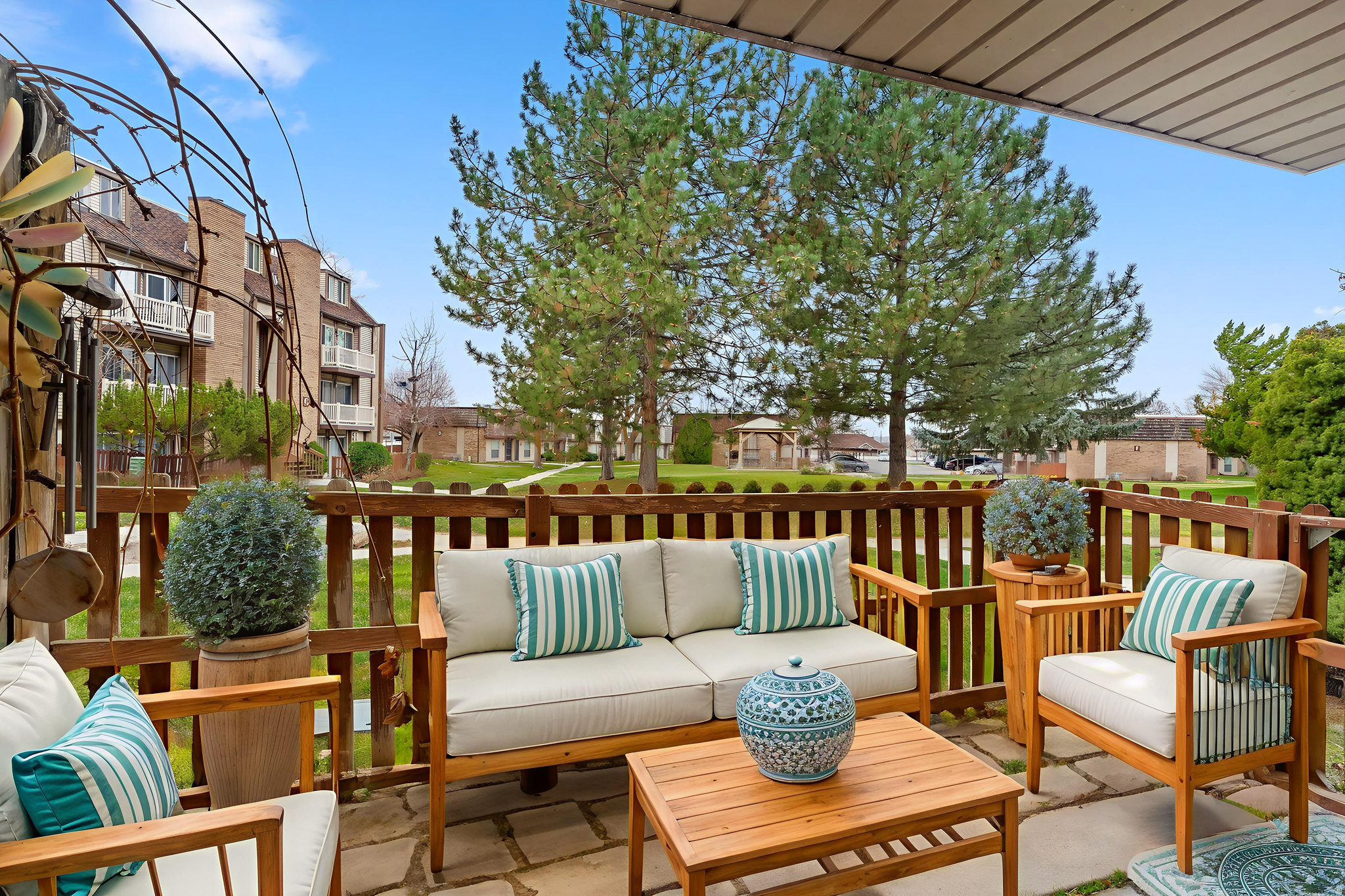 CEDAR SPRINGS - Residential