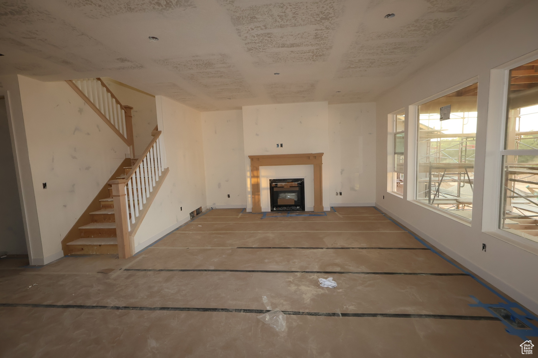 EASTRIDGE PARK - Residential