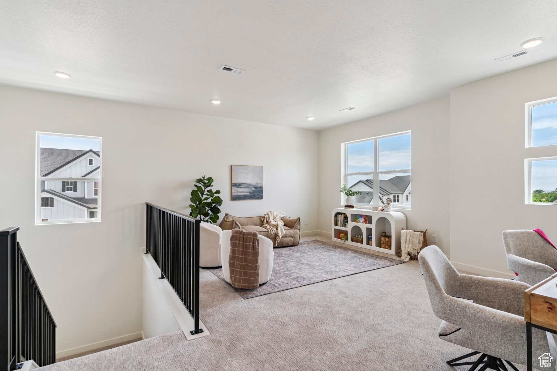 EASTRIDGE PARK - Residential