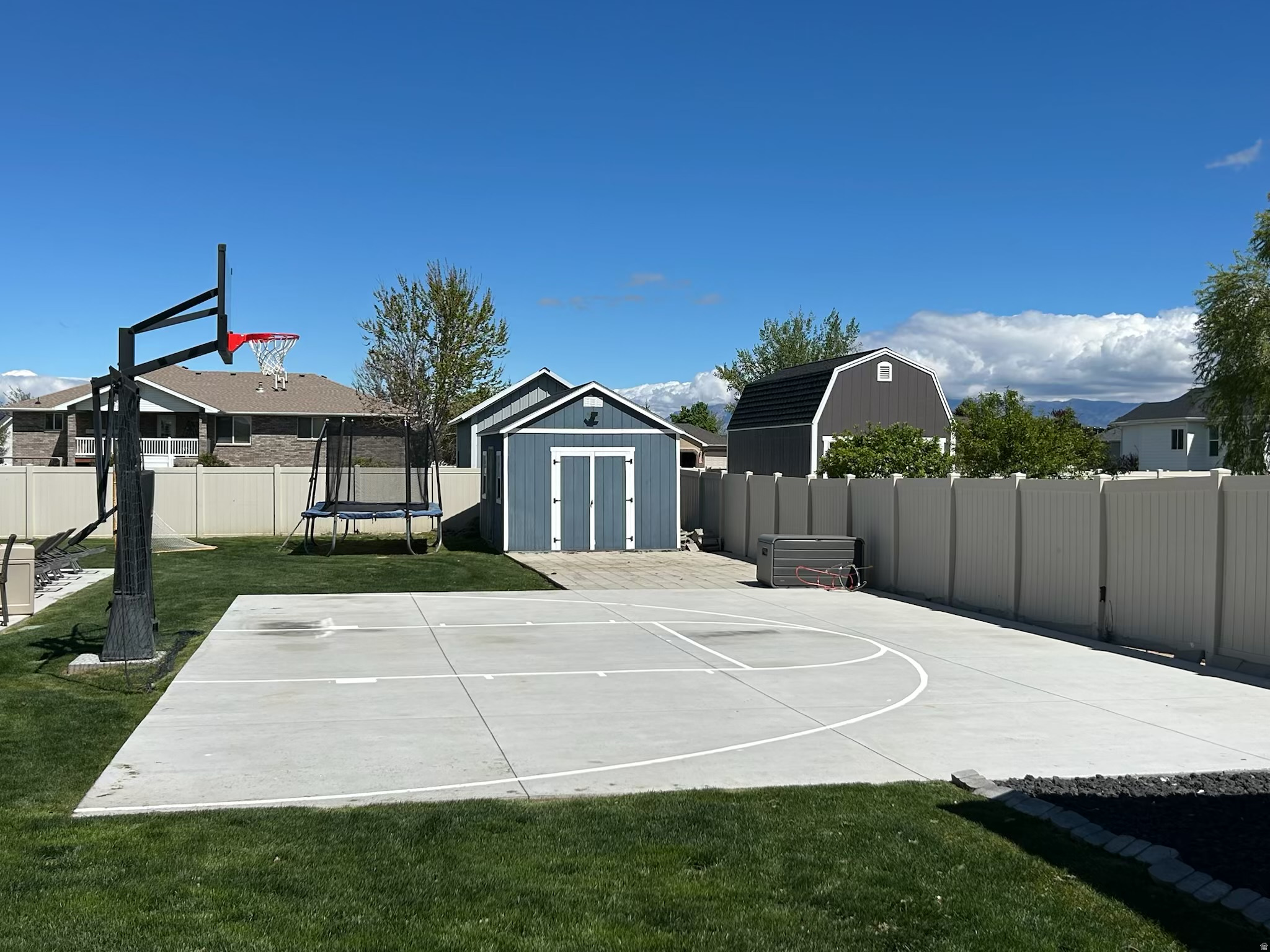 WIND RIVER ESTATES - Residential