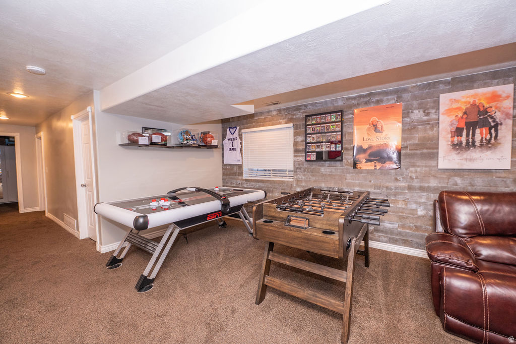 WIND RIVER ESTATES - Residential