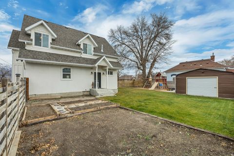 Tiny photo for 395 N 100 W, Lehi, UT 84043 (MLS # 2125482)