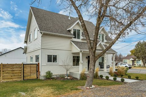 Tiny photo for 395 N 100 W, Lehi, UT 84043 (MLS # 2125482)