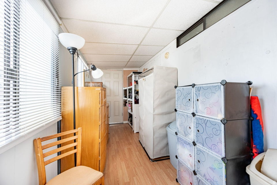 CANYON BREEZE RV RESORT - Residential