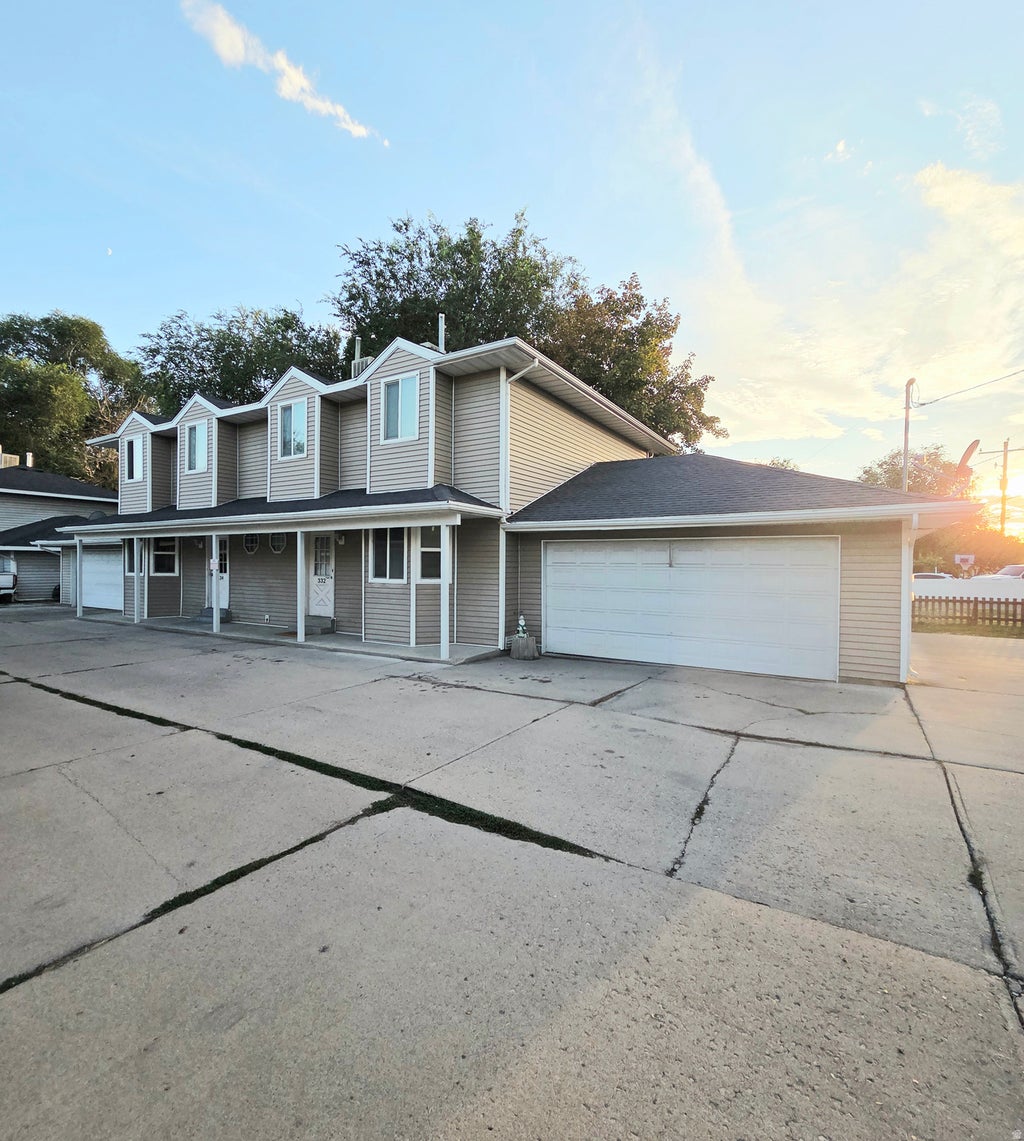 Photo of 332 E FENTON AVE S, South Salt Lake, UT 84115 (MLS # 2183415)