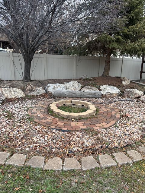 Tiny photo for 3042 W CHALK CREEK WAY, South Jordan, UT 84095 (MLS # 2142752)