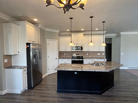Tiny photo for 3042 W CHALK CREEK WAY, South Jordan, UT 84095 (MLS # 2142752)