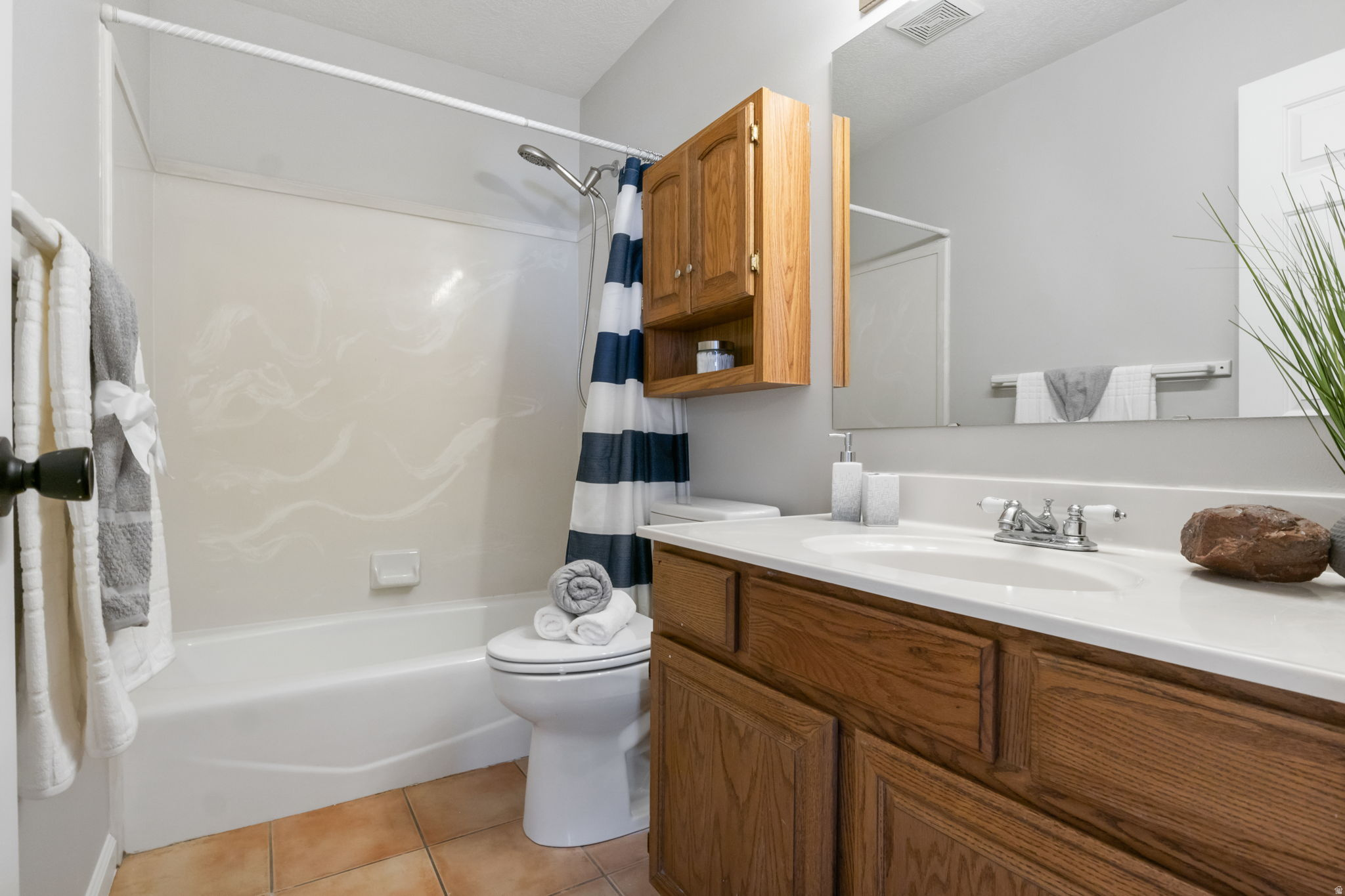 STONEHEDGE FARM - Residential