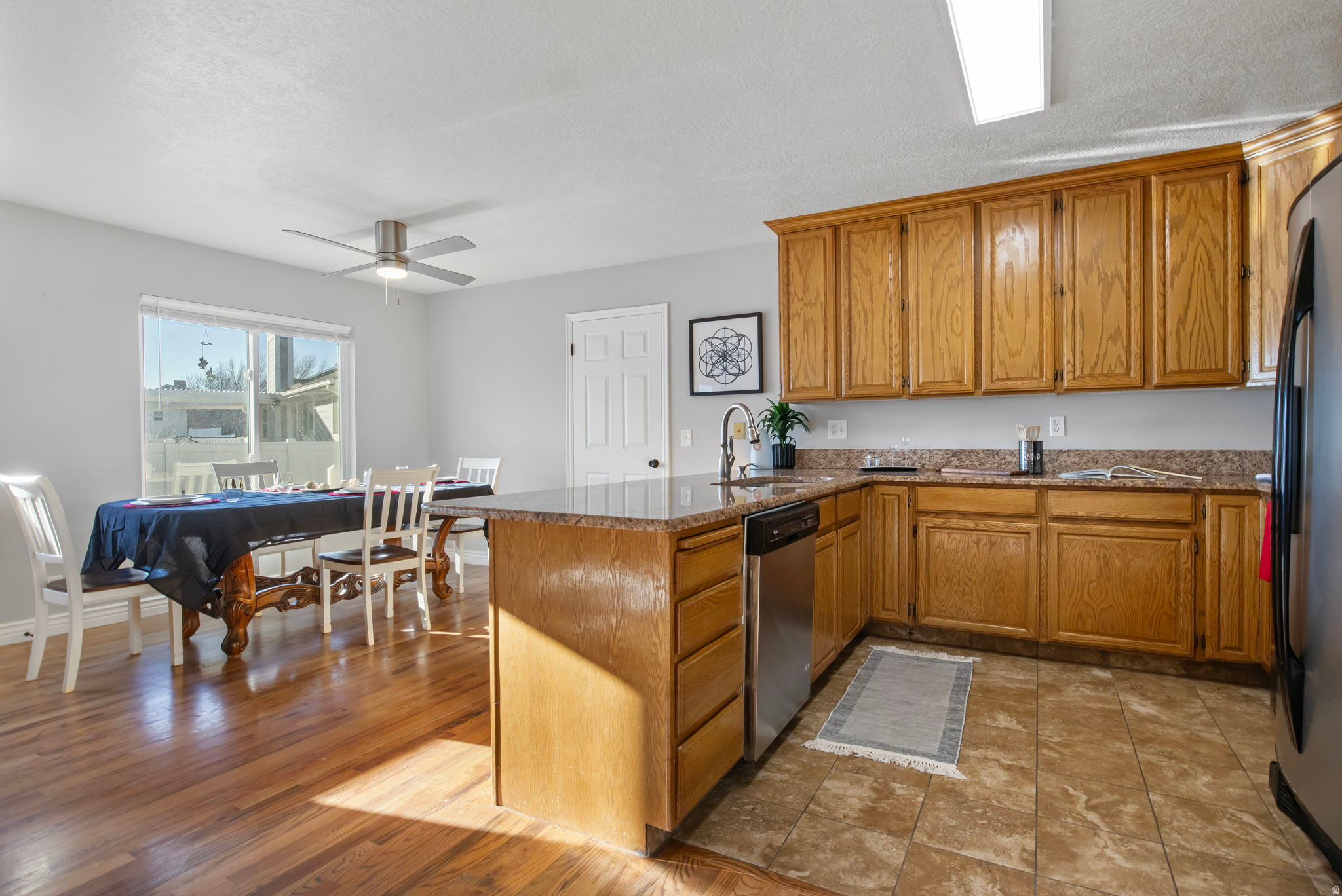 STONEHEDGE FARM - Residential