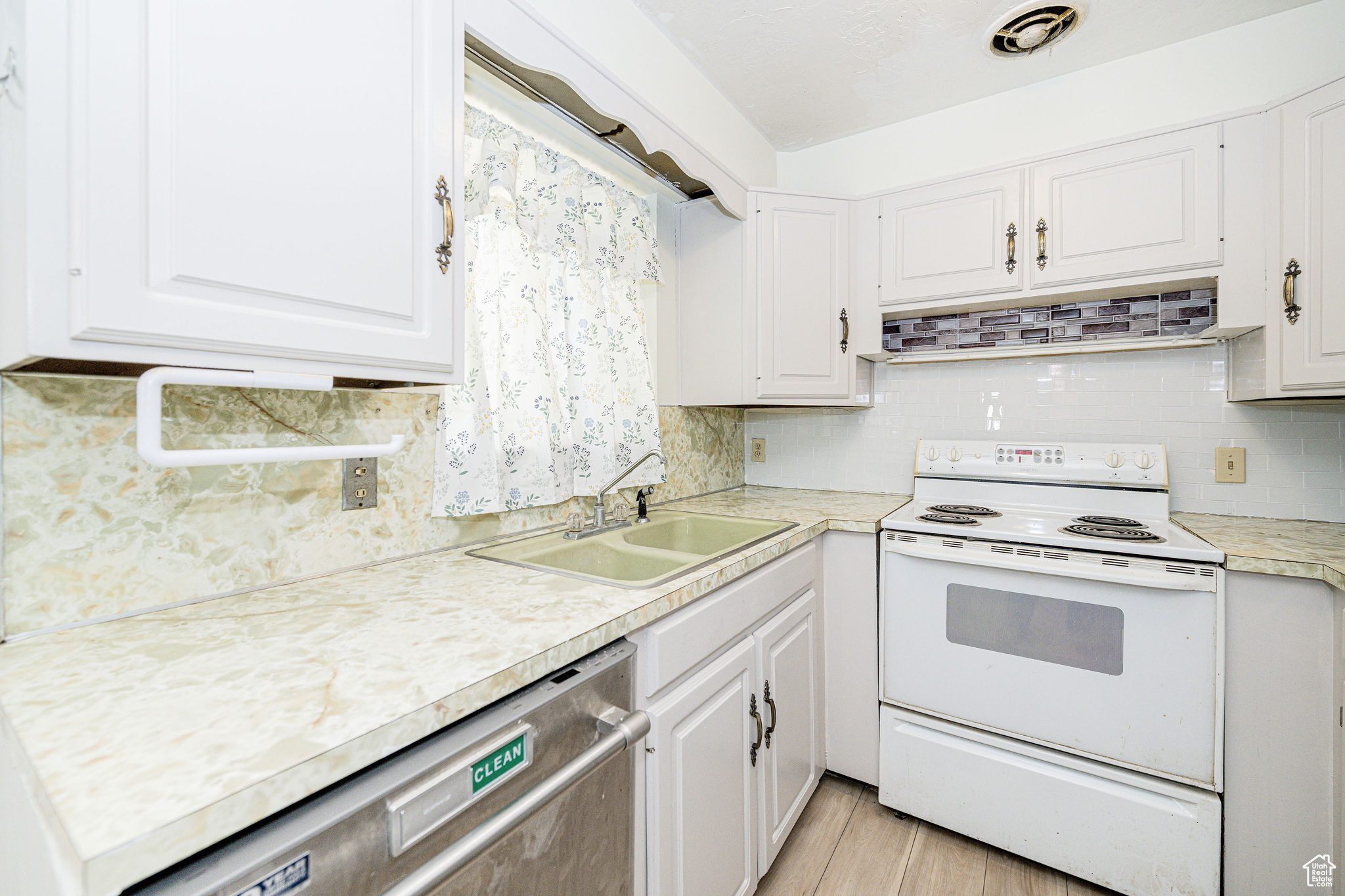 JAMARL ACRES - Residential