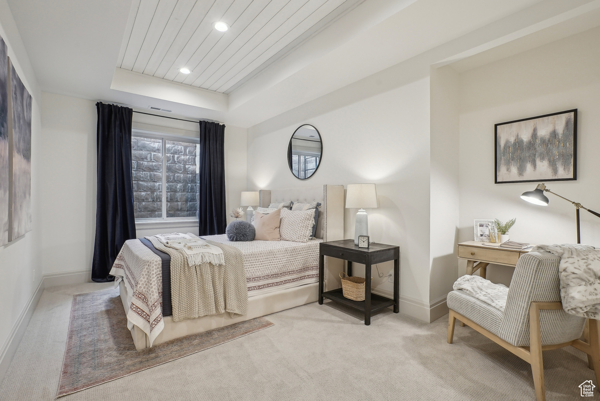 SADDLE RIDGE - Residential