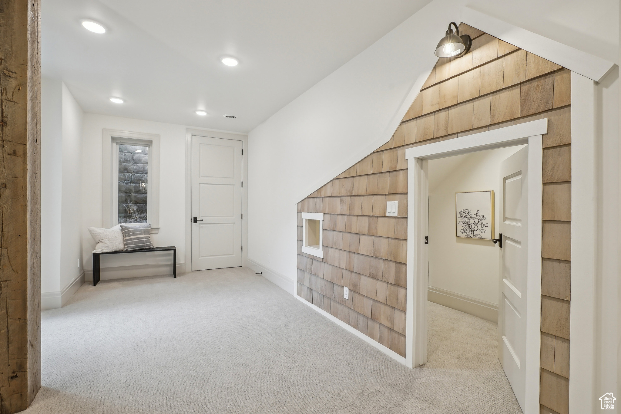 SADDLE RIDGE - Residential