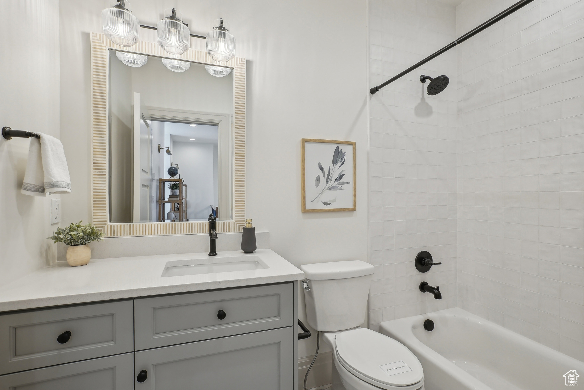 SADDLE RIDGE - Residential