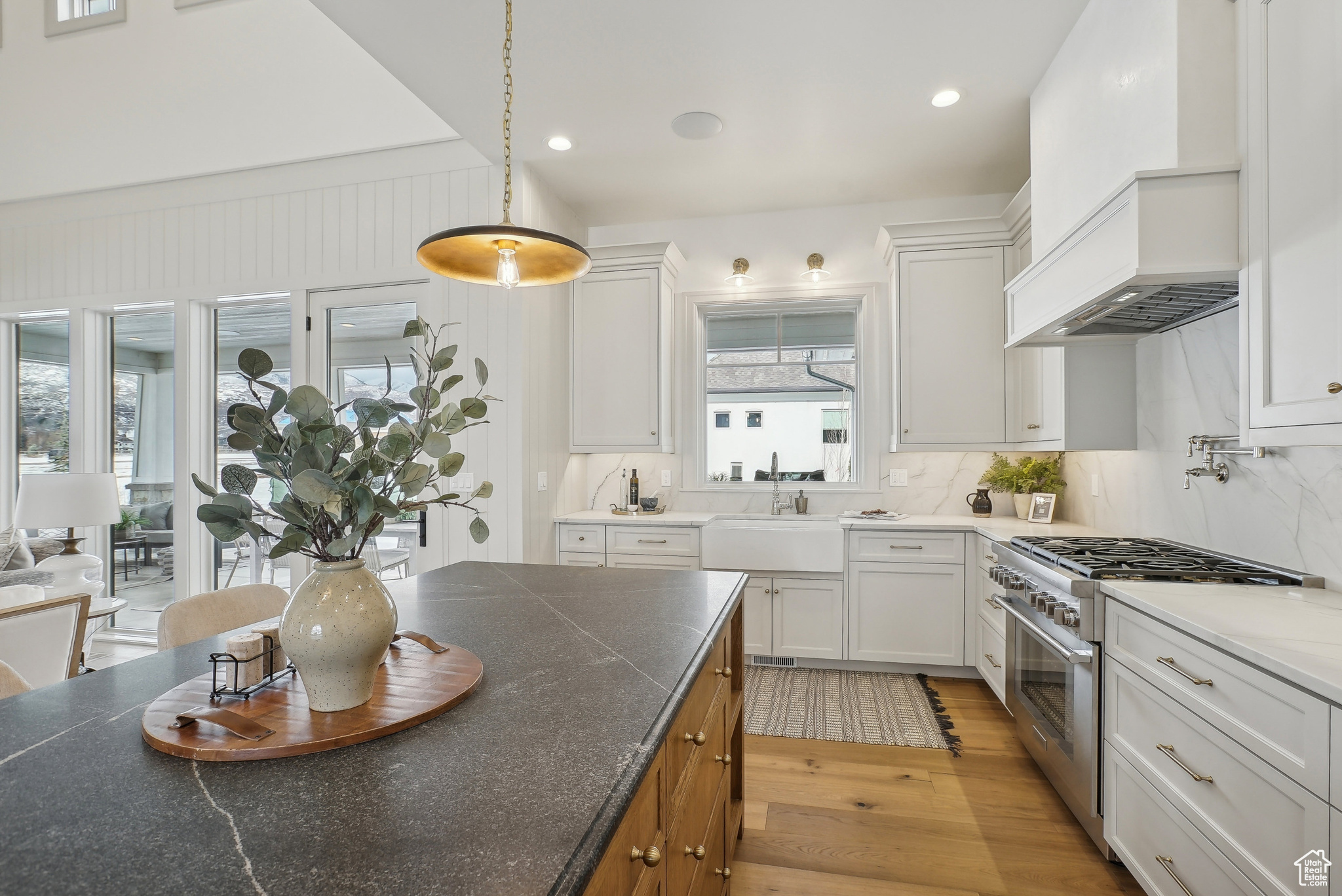 SADDLE RIDGE - Residential