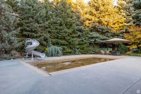 Tiny photo for 2238 E COTTONWOOD COVE LN, Cottonwood Heights, UT 84121 (MLS # 2117501)