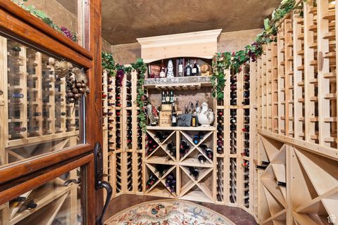 Tiny photo for 2238 E COTTONWOOD COVE LN, Cottonwood Heights, UT 84121 (MLS # 2117501)
