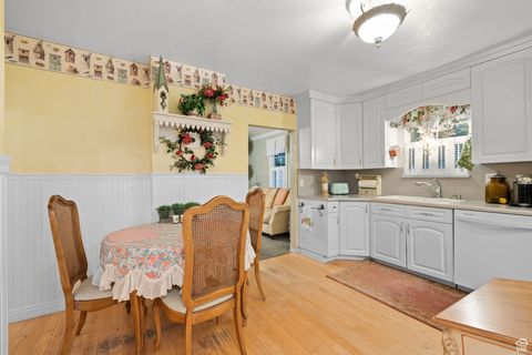 Tiny photo for 2238 E COTTONWOOD COVE LN, Cottonwood Heights, UT 84121 (MLS # 2117501)