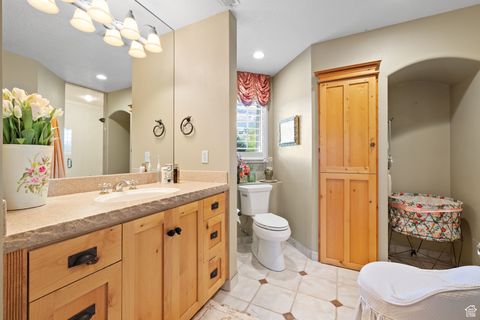 Tiny photo for 2238 E COTTONWOOD COVE LN, Cottonwood Heights, UT 84121 (MLS # 2117501)