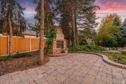 Tiny photo for 2238 E COTTONWOOD COVE LN, Cottonwood Heights, UT 84121 (MLS # 2117501)