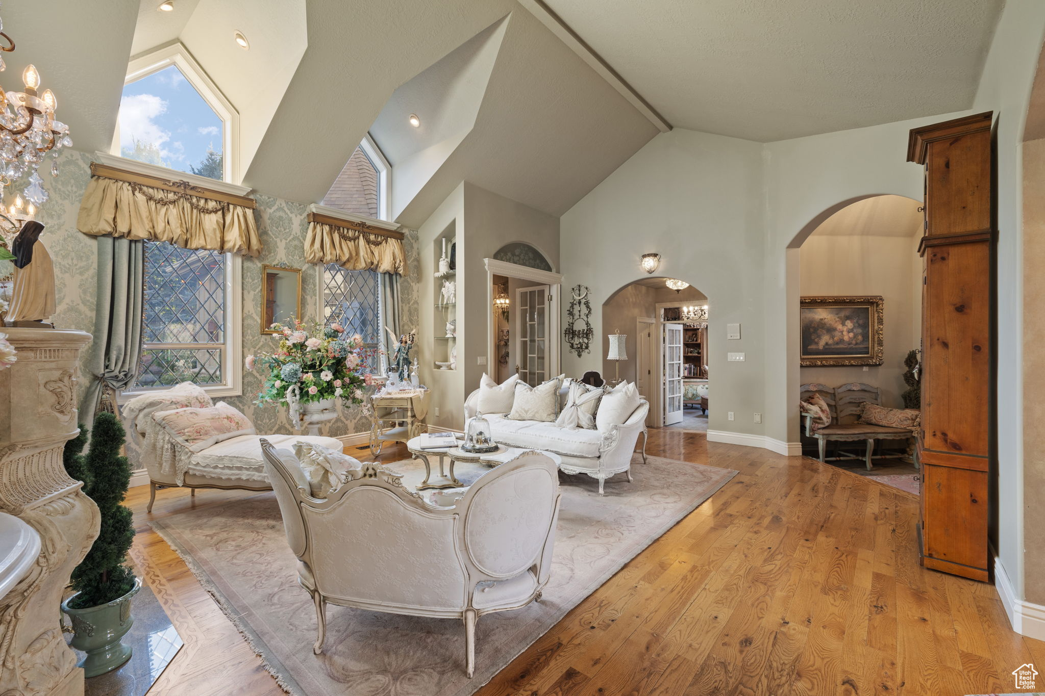 IVY GREEN LANE - Residential