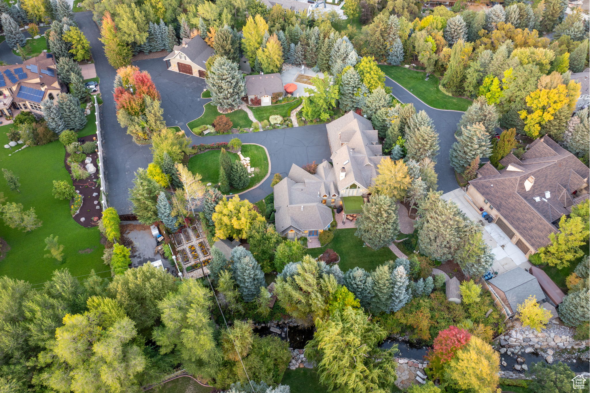 IVY GREEN LANE - Residential