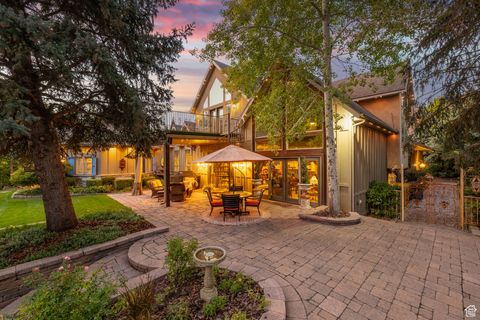 Tiny photo for 2238 E COTTONWOOD COVE LN, Cottonwood Heights, UT 84121 (MLS # 2117501)