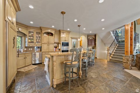 Tiny photo for 2238 E COTTONWOOD COVE LN, Cottonwood Heights, UT 84121 (MLS # 2117501)