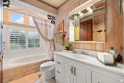 Tiny photo for 2238 E COTTONWOOD COVE LN, Cottonwood Heights, UT 84121 (MLS # 2117501)