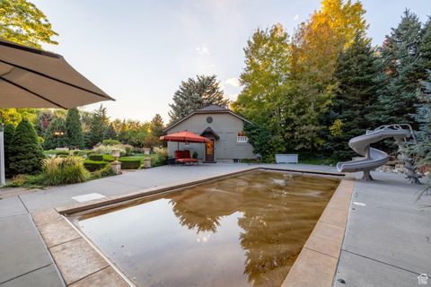 Tiny photo for 2238 E COTTONWOOD COVE LN, Cottonwood Heights, UT 84121 (MLS # 2117501)