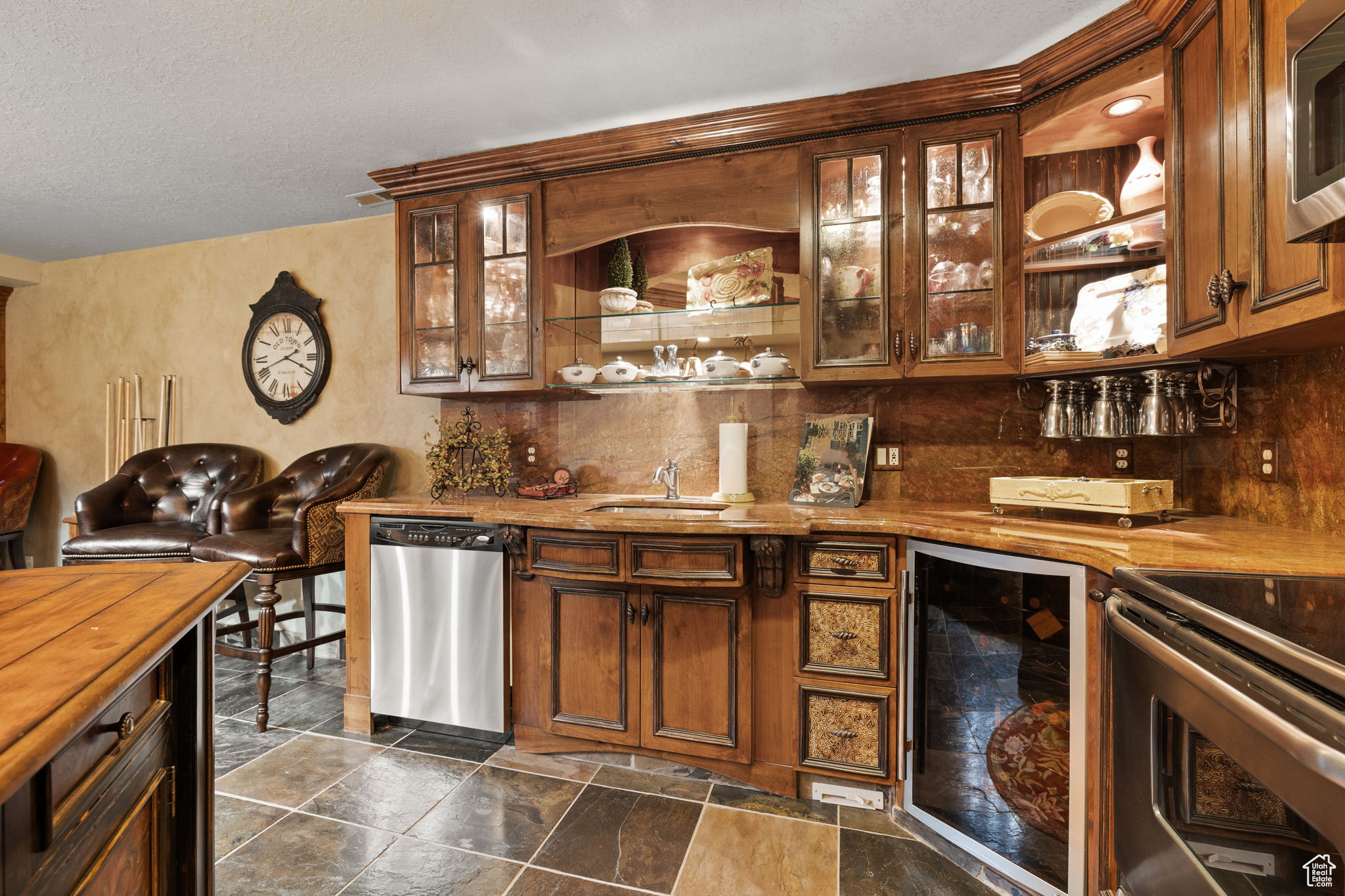 IVY GREEN LANE - Residential