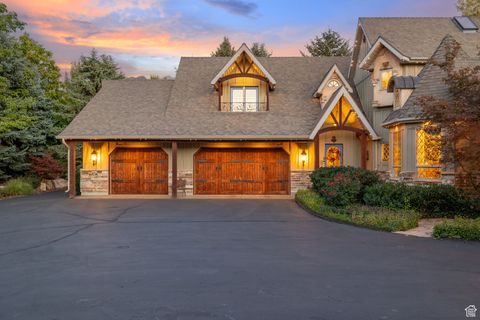 Tiny photo for 2238 E COTTONWOOD COVE LN, Cottonwood Heights, UT 84121 (MLS # 2117501)