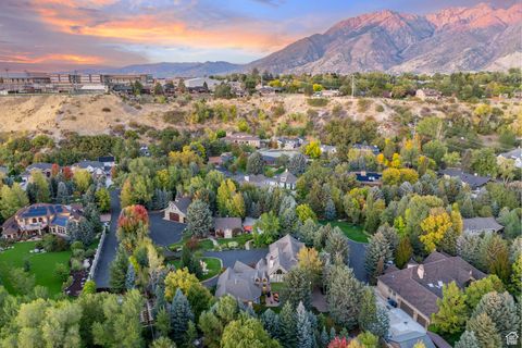 Tiny photo for 2238 E COTTONWOOD COVE LN, Cottonwood Heights, UT 84121 (MLS # 2117501)