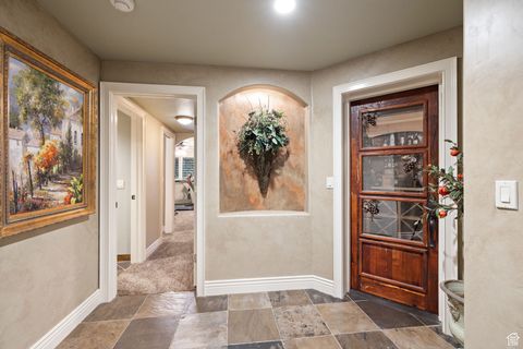 Tiny photo for 2238 E COTTONWOOD COVE LN, Cottonwood Heights, UT 84121 (MLS # 2117501)