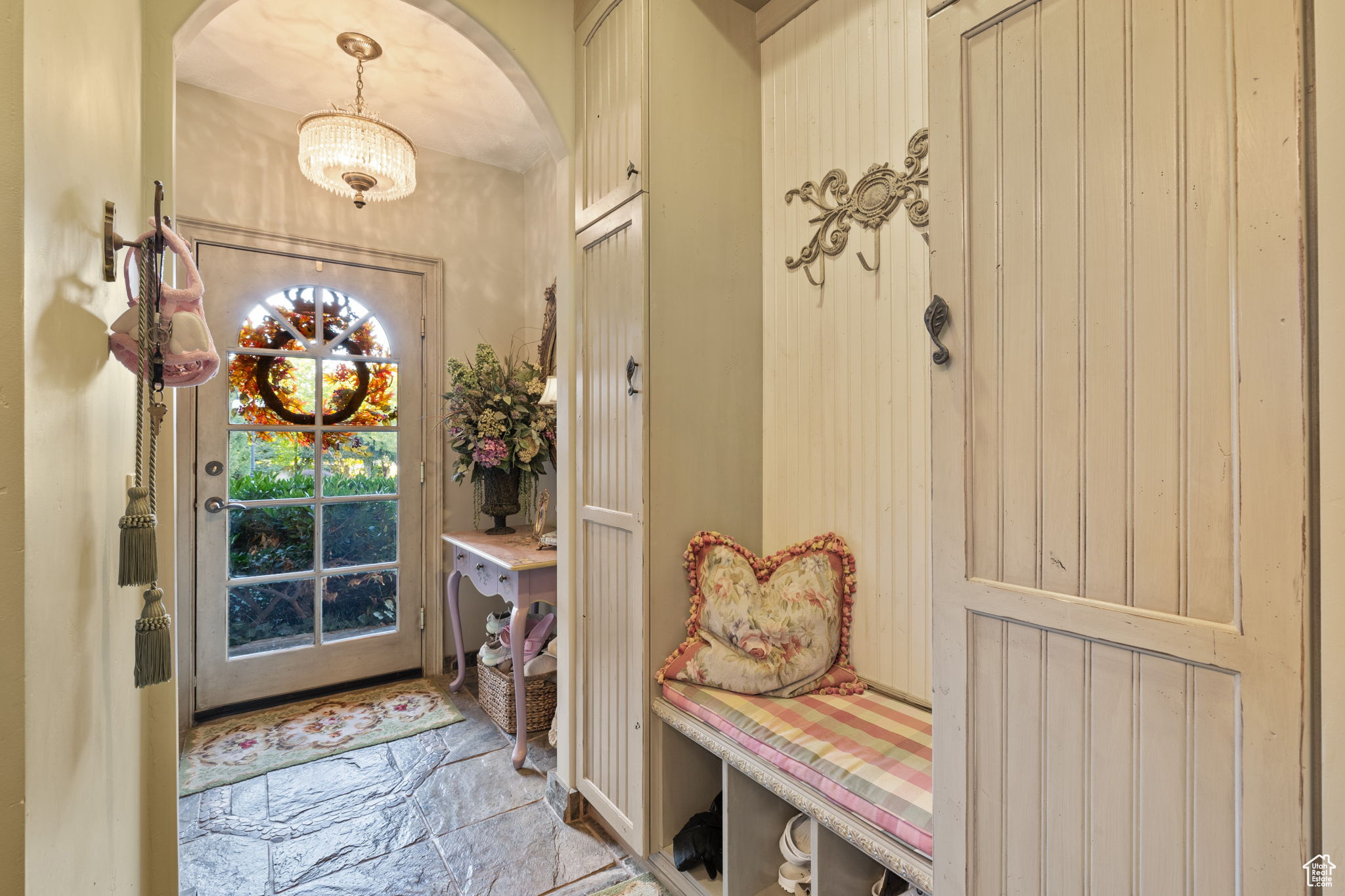 IVY GREEN LANE - Residential