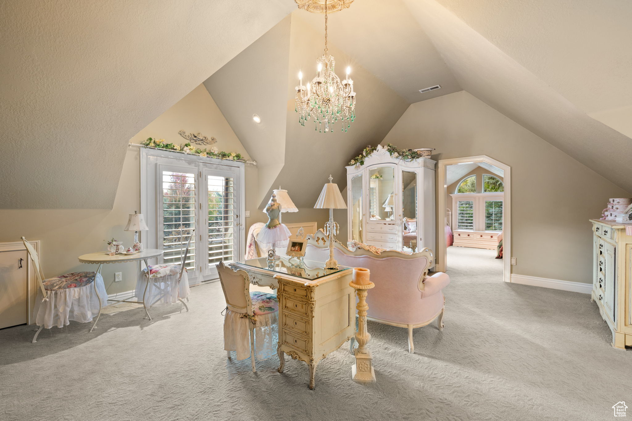 IVY GREEN LANE - Residential