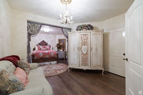 Tiny photo for 2238 E COTTONWOOD COVE LN, Cottonwood Heights, UT 84121 (MLS # 2117501)