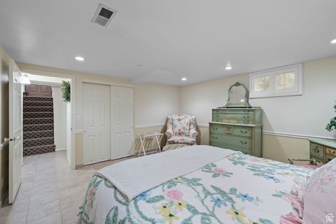 Tiny photo for 2238 E COTTONWOOD COVE LN, Cottonwood Heights, UT 84121 (MLS # 2117501)