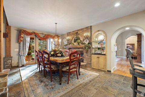 Tiny photo for 2238 E COTTONWOOD COVE LN, Cottonwood Heights, UT 84121 (MLS # 2117501)