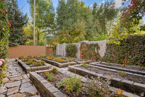 Tiny photo for 2238 E COTTONWOOD COVE LN, Cottonwood Heights, UT 84121 (MLS # 2117501)