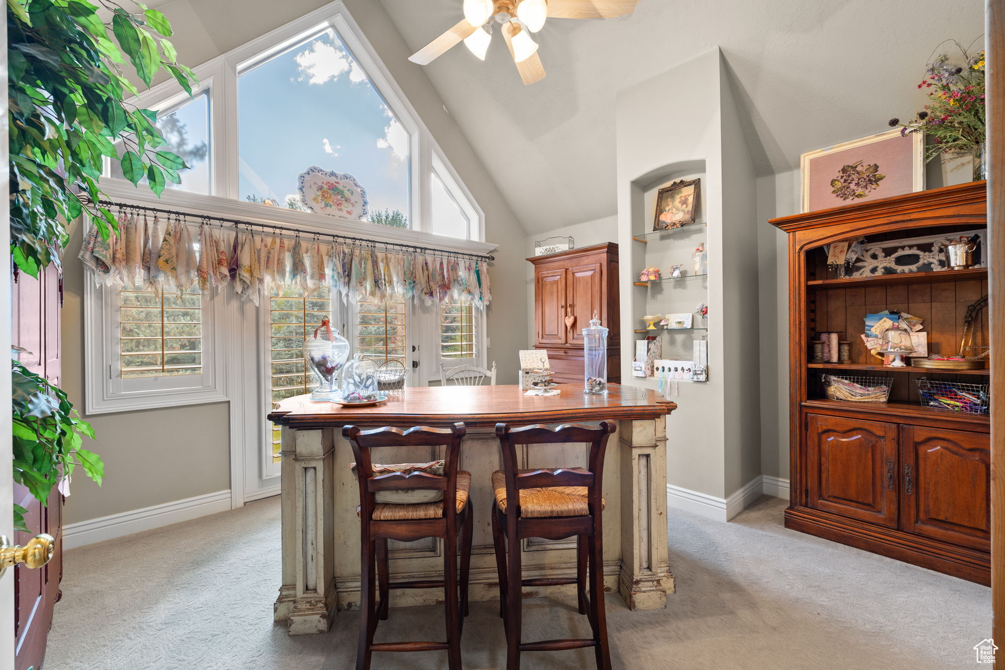 IVY GREEN LANE - Residential