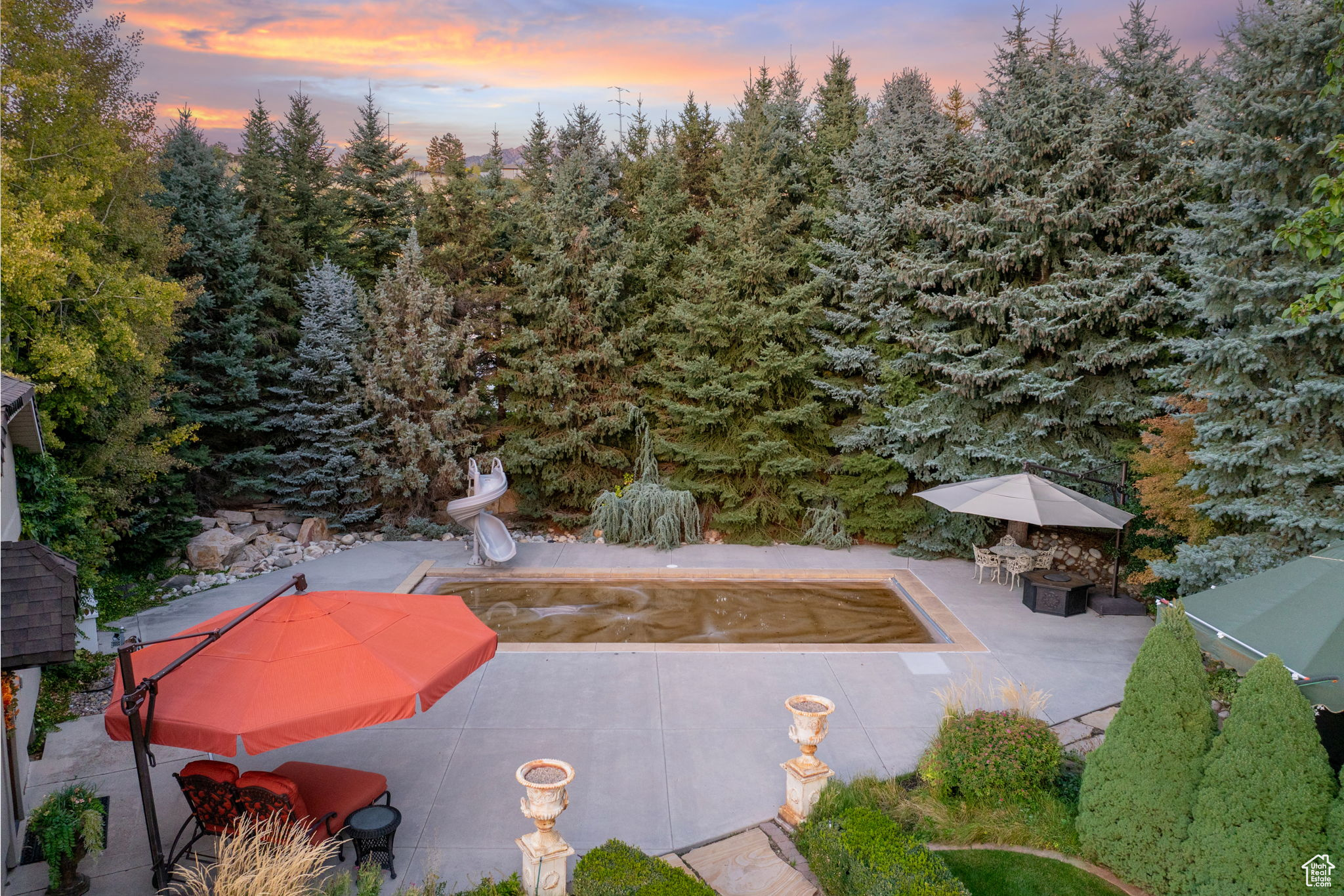 IVY GREEN LANE - Residential