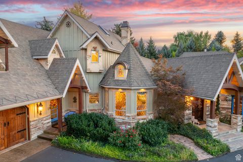 Tiny photo for 2238 E COTTONWOOD COVE LN, Cottonwood Heights, UT 84121 (MLS # 2117501)