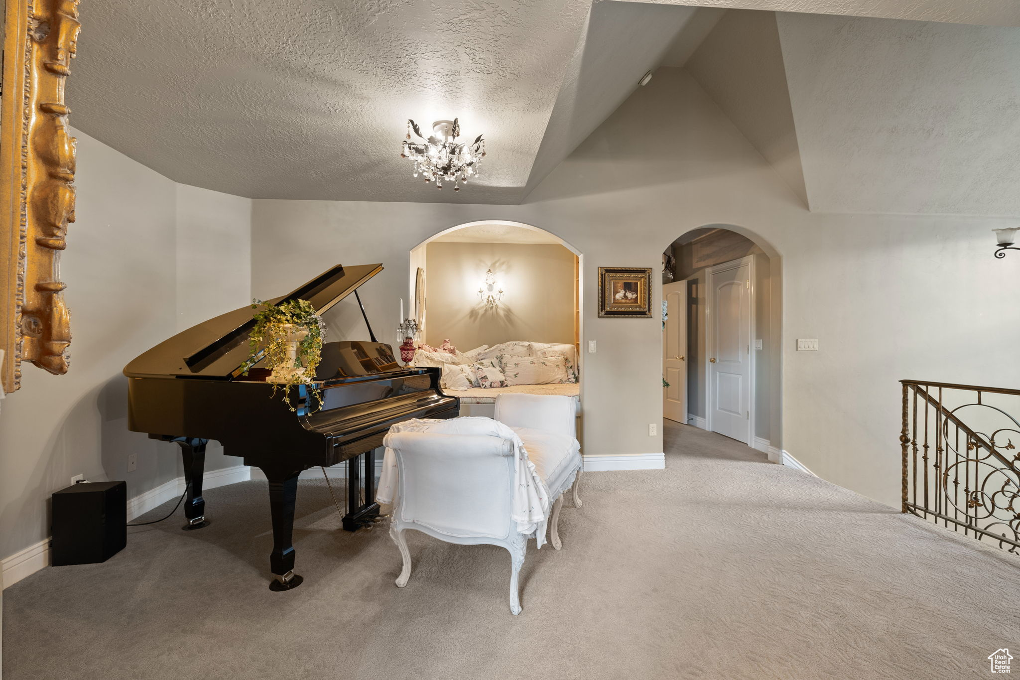 IVY GREEN LANE - Residential