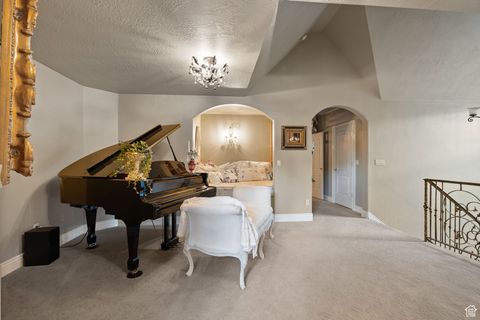 Tiny photo for 2238 E COTTONWOOD COVE LN, Cottonwood Heights, UT 84121 (MLS # 2117501)