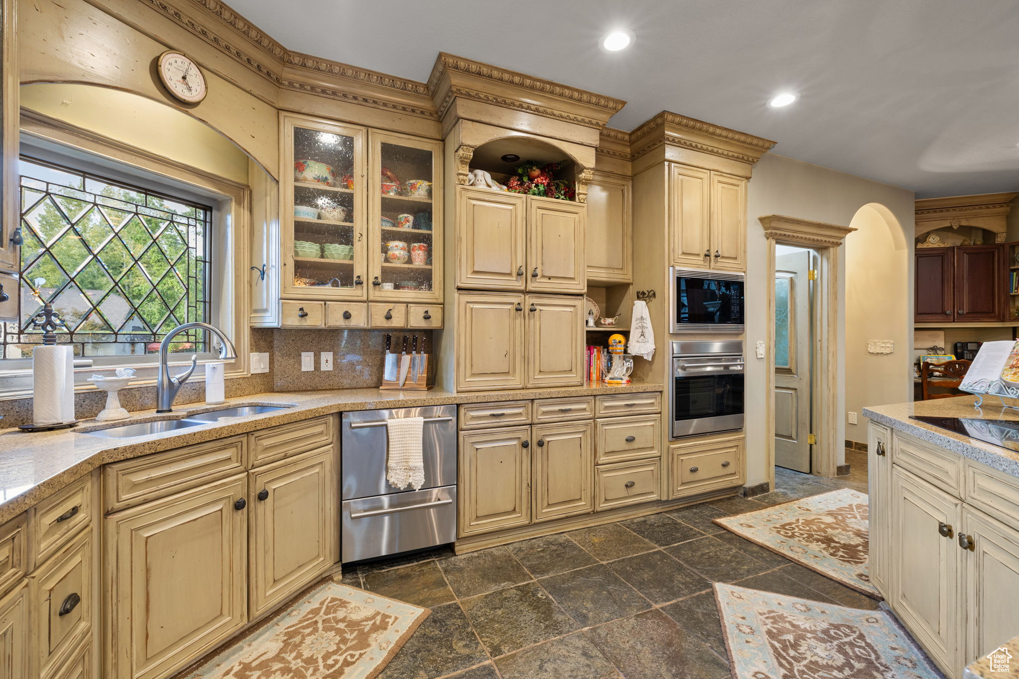 IVY GREEN LANE - Residential