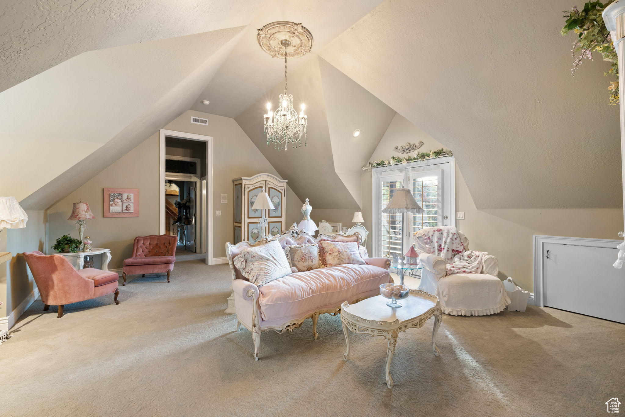 IVY GREEN LANE - Residential