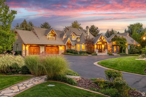 Photo of 2238 E COTTONWOOD COVE LN, Cottonwood Heights, UT 84121 (MLS # 2117501)