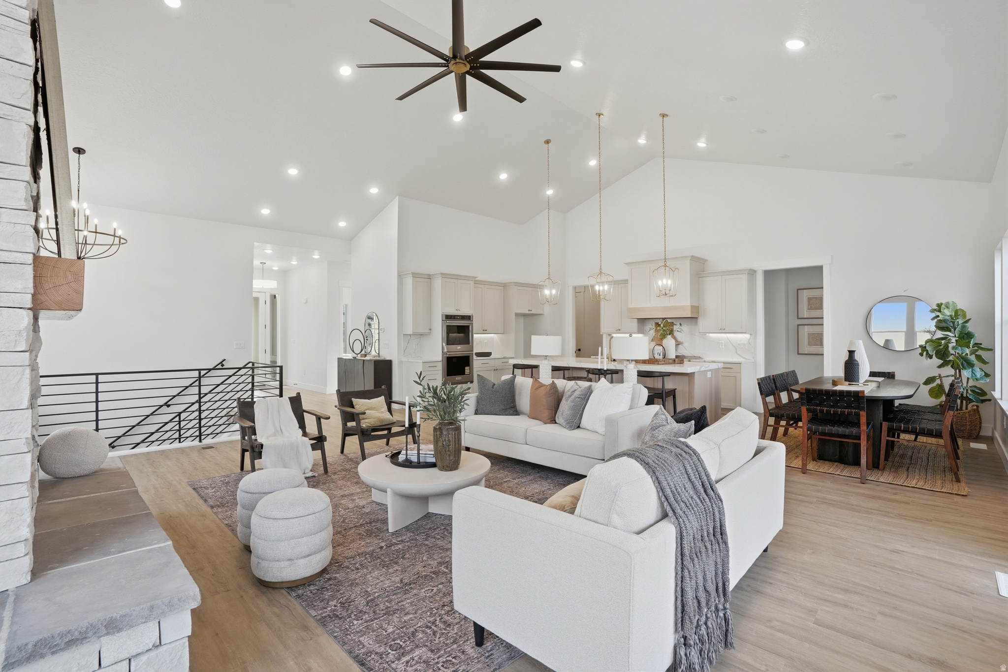 BECK HILLSIDE ESTATE - Residential