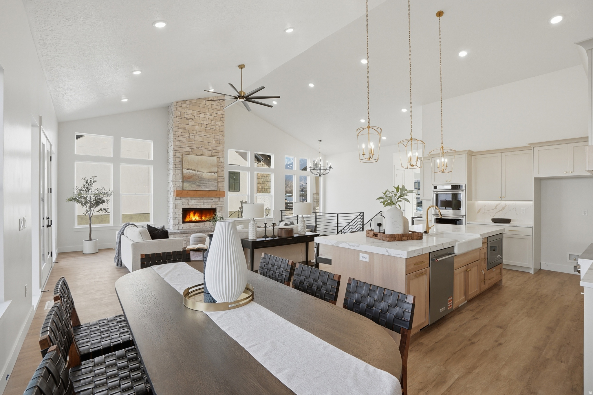 BECK HILLSIDE ESTATE - Residential